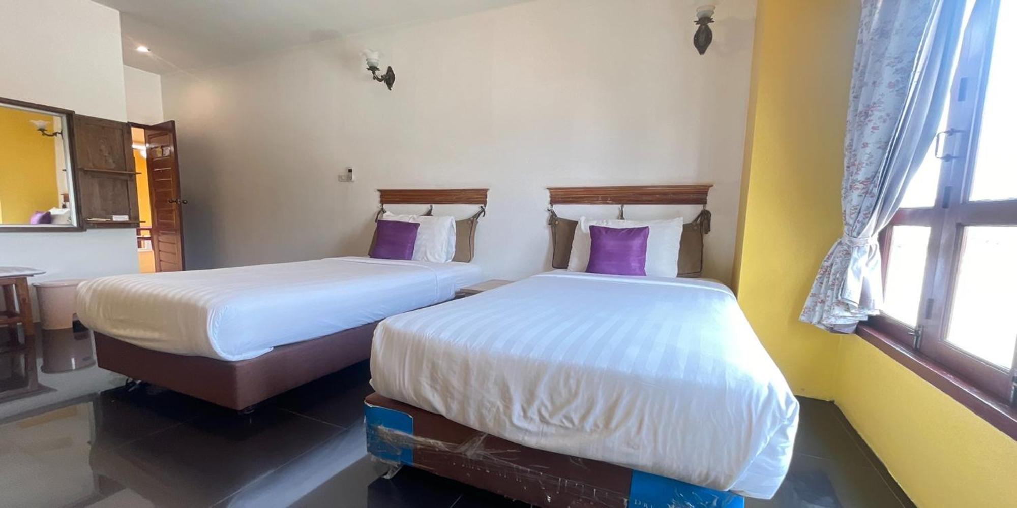 Yellow Tique Hotel Lampang Luaran gambar