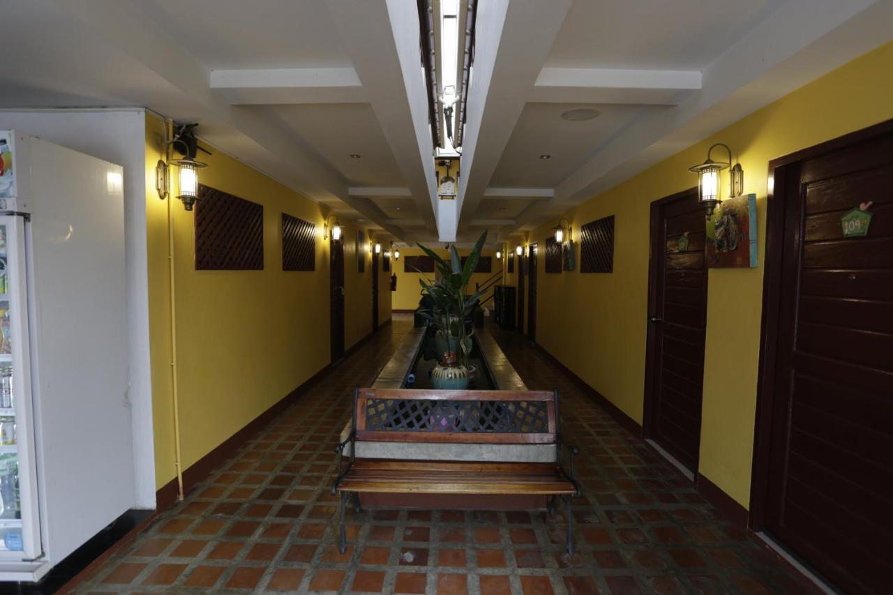 Yellow Tique Hotel Lampang Luaran gambar