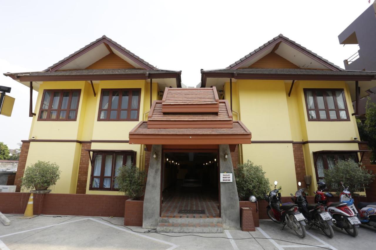 Yellow Tique Hotel Lampang Luaran gambar